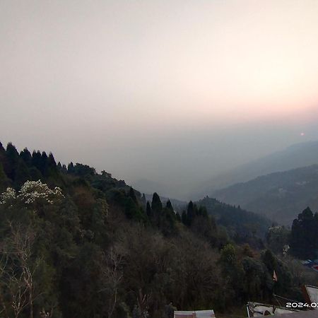Tigerhill Homestay Дарджилинг Экстерьер фото